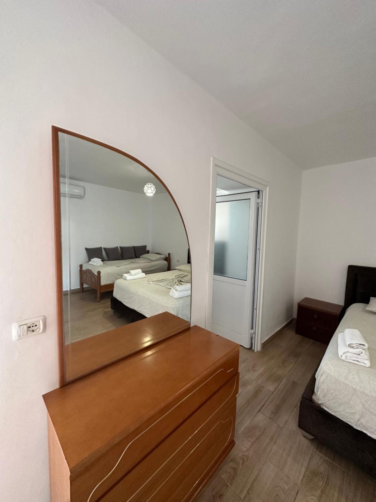 Jona Rooms Химара Экстерьер фото