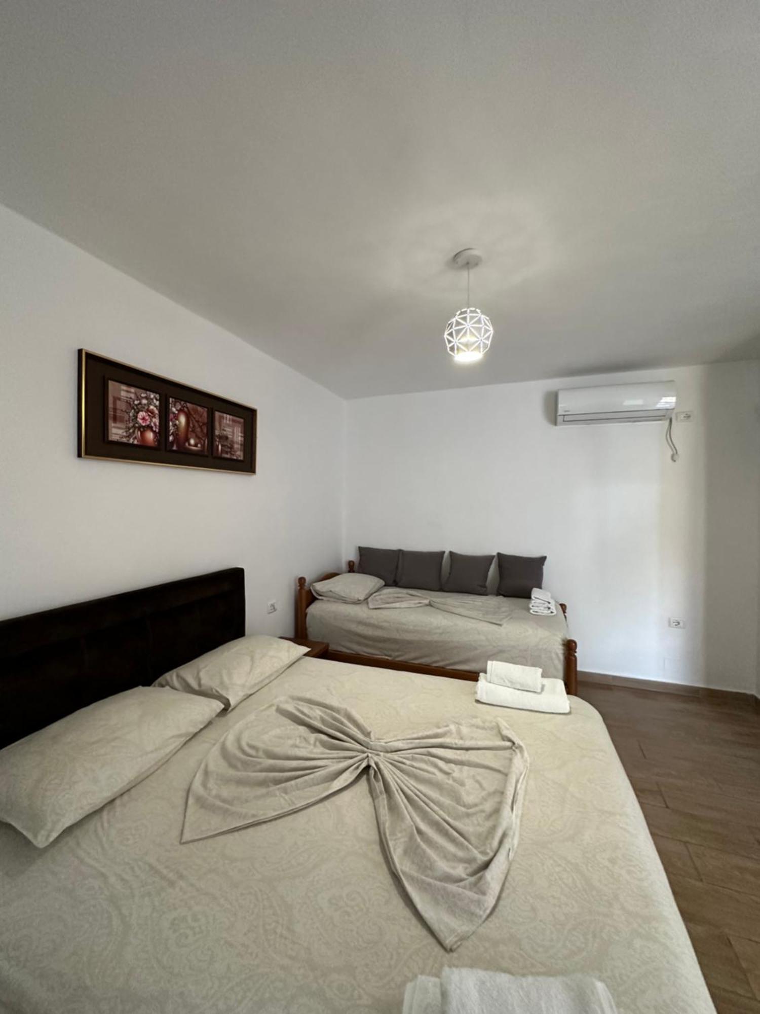 Jona Rooms Химара Экстерьер фото