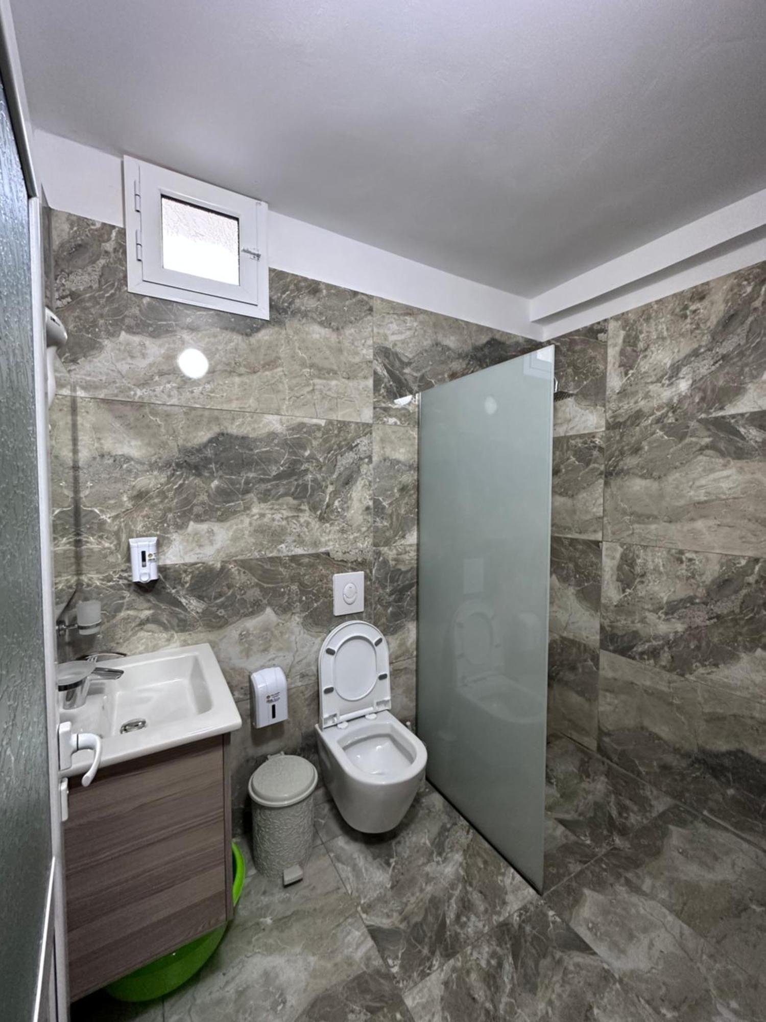 Jona Rooms Химара Экстерьер фото
