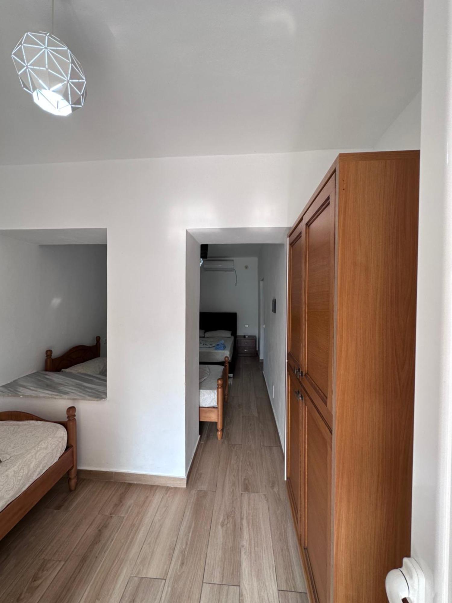 Jona Rooms Химара Экстерьер фото